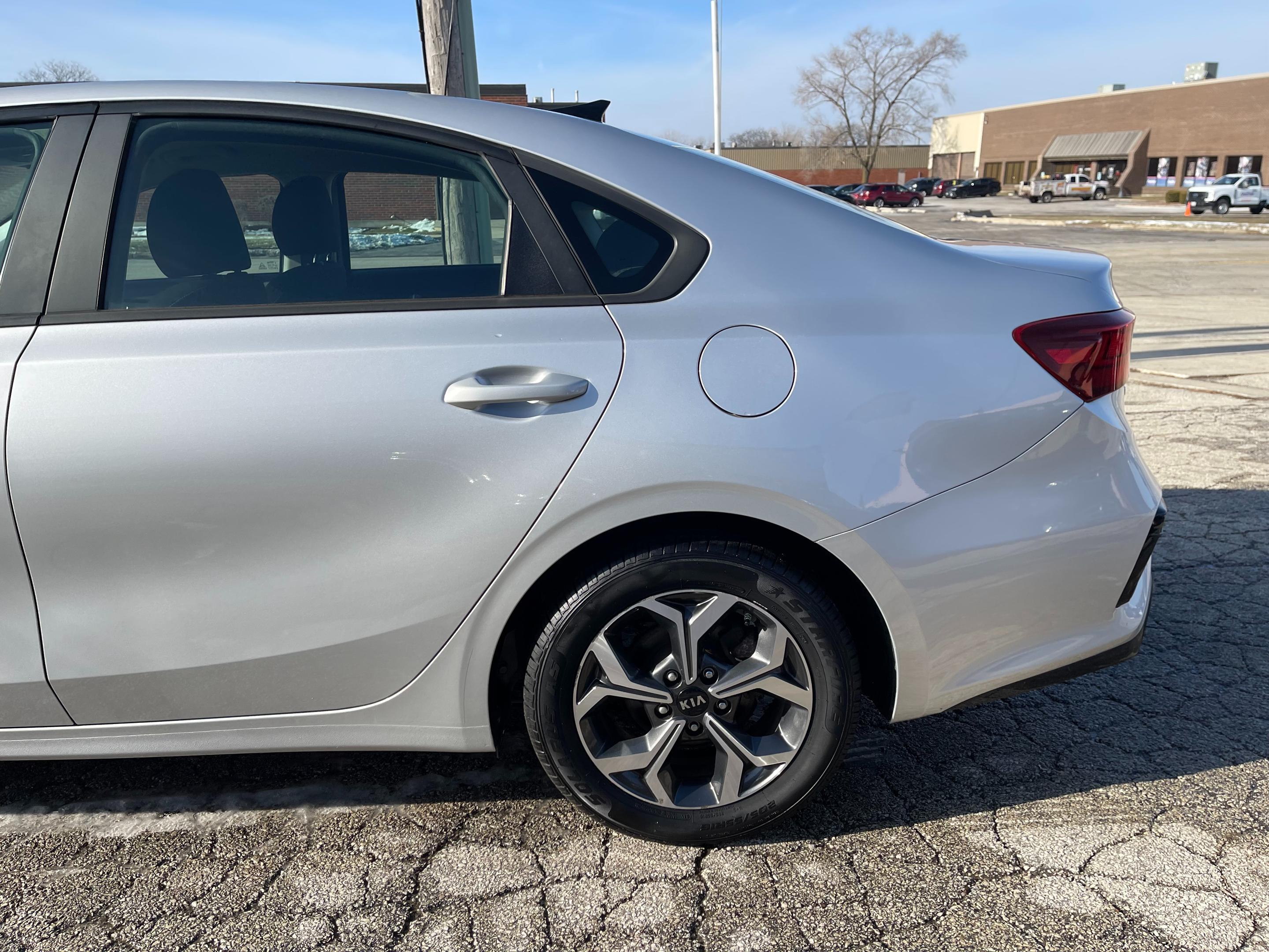 2019 KIA FORTE - Image 33
