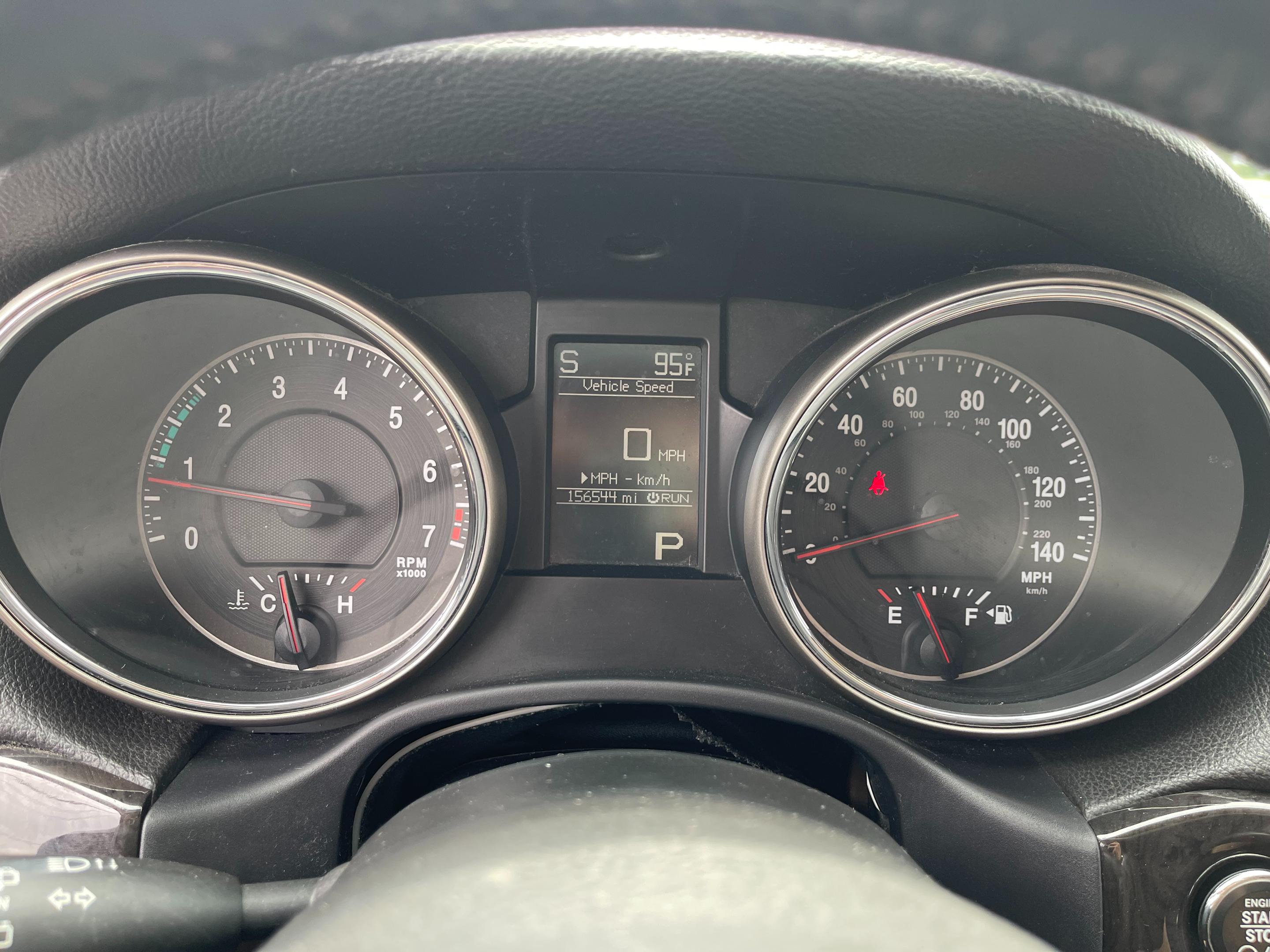 2011 JEEP GRAND CHEROKEE - Image 13