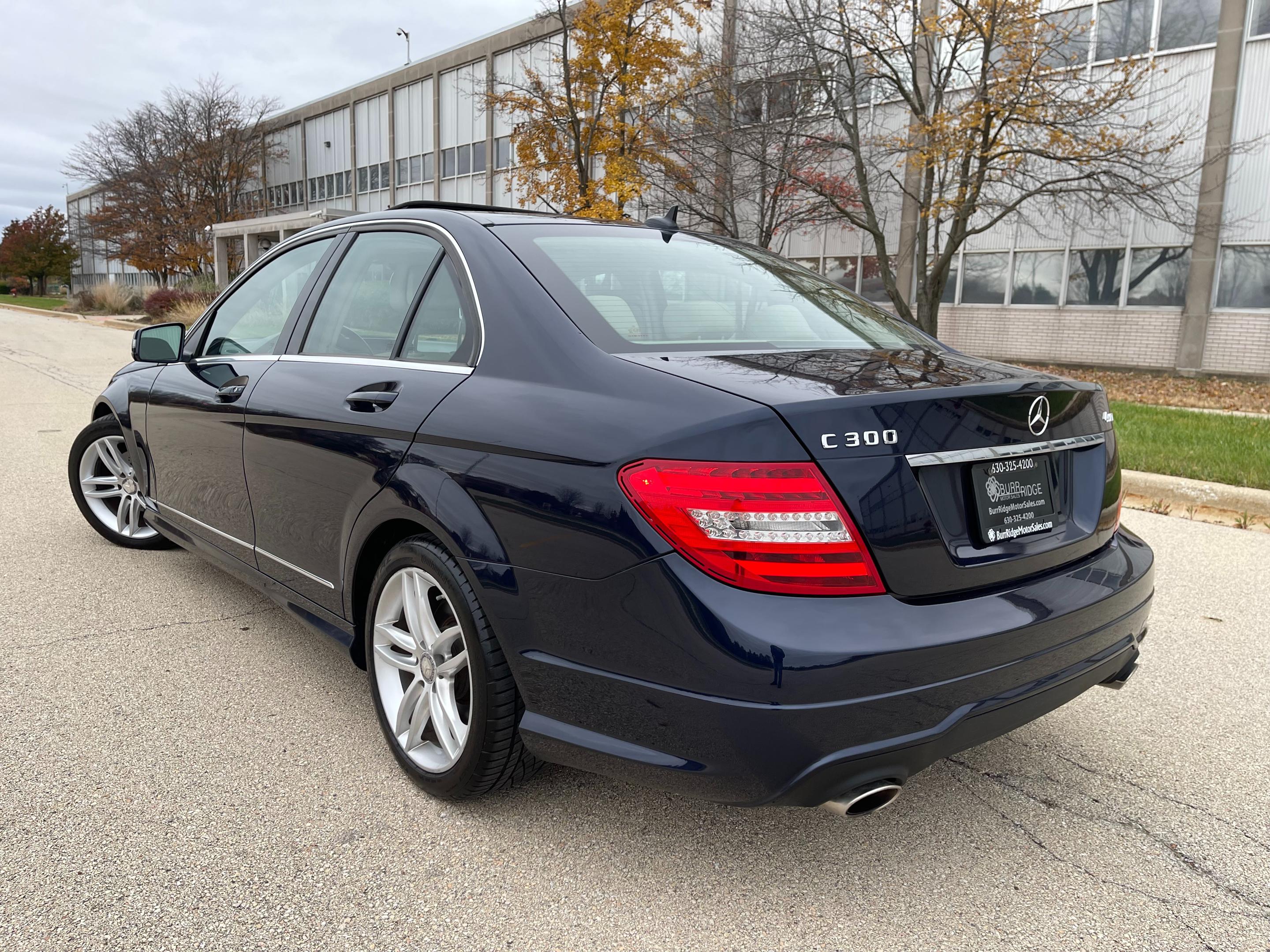 2012 MERCEDES-BENZ C-CLASS - Image 4