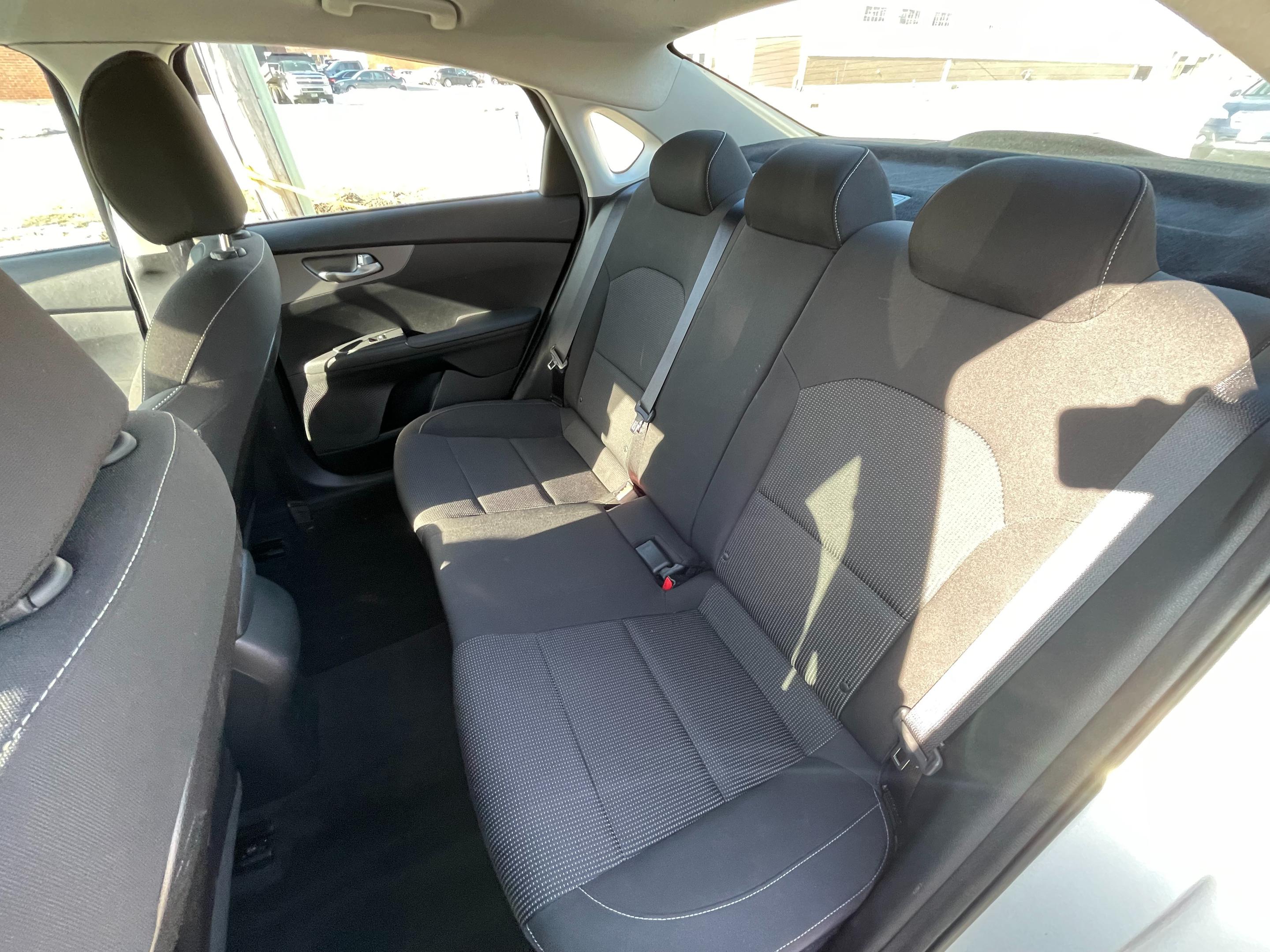 2019 KIA FORTE - Image 27