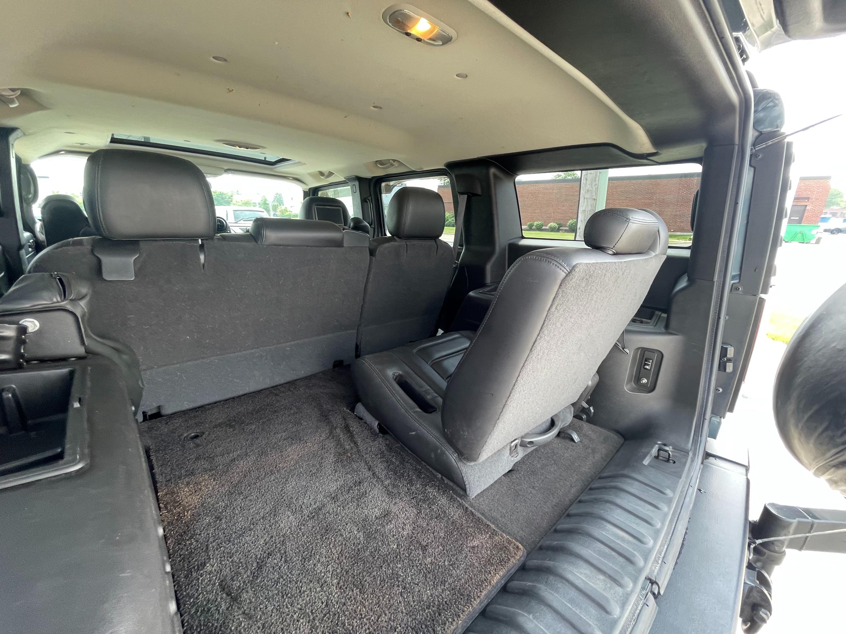 2006 HUMMER H2 - Image 30