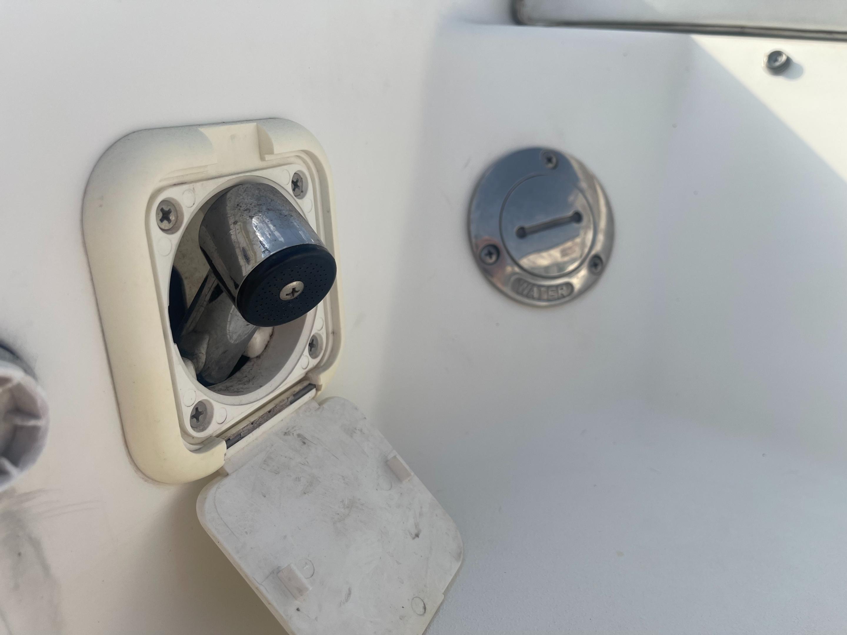 2005 LARSON LXI 228 EB94AF52 11F0 A01A - Image 23