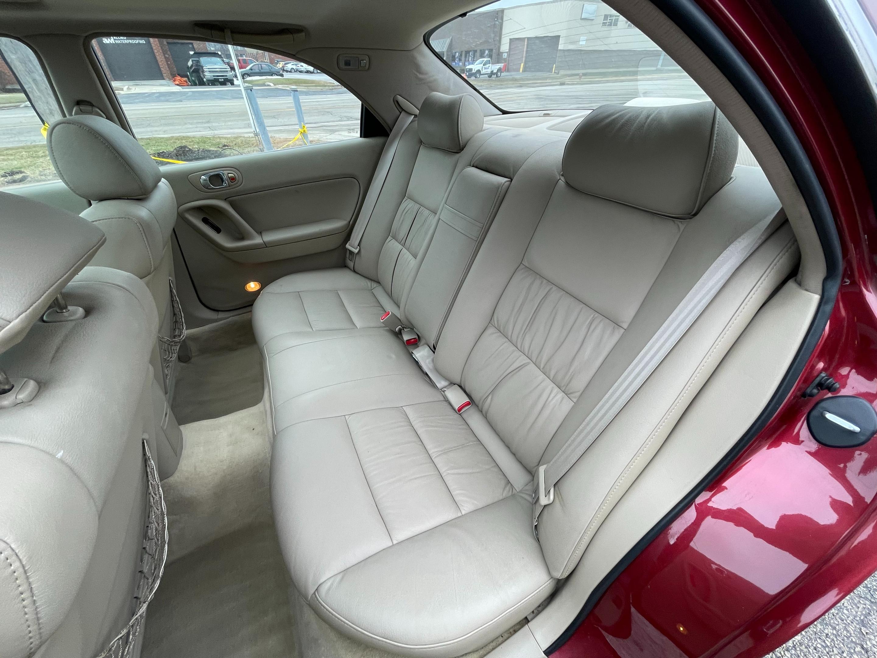 2002 MAZDA MILLENIA - Image 1