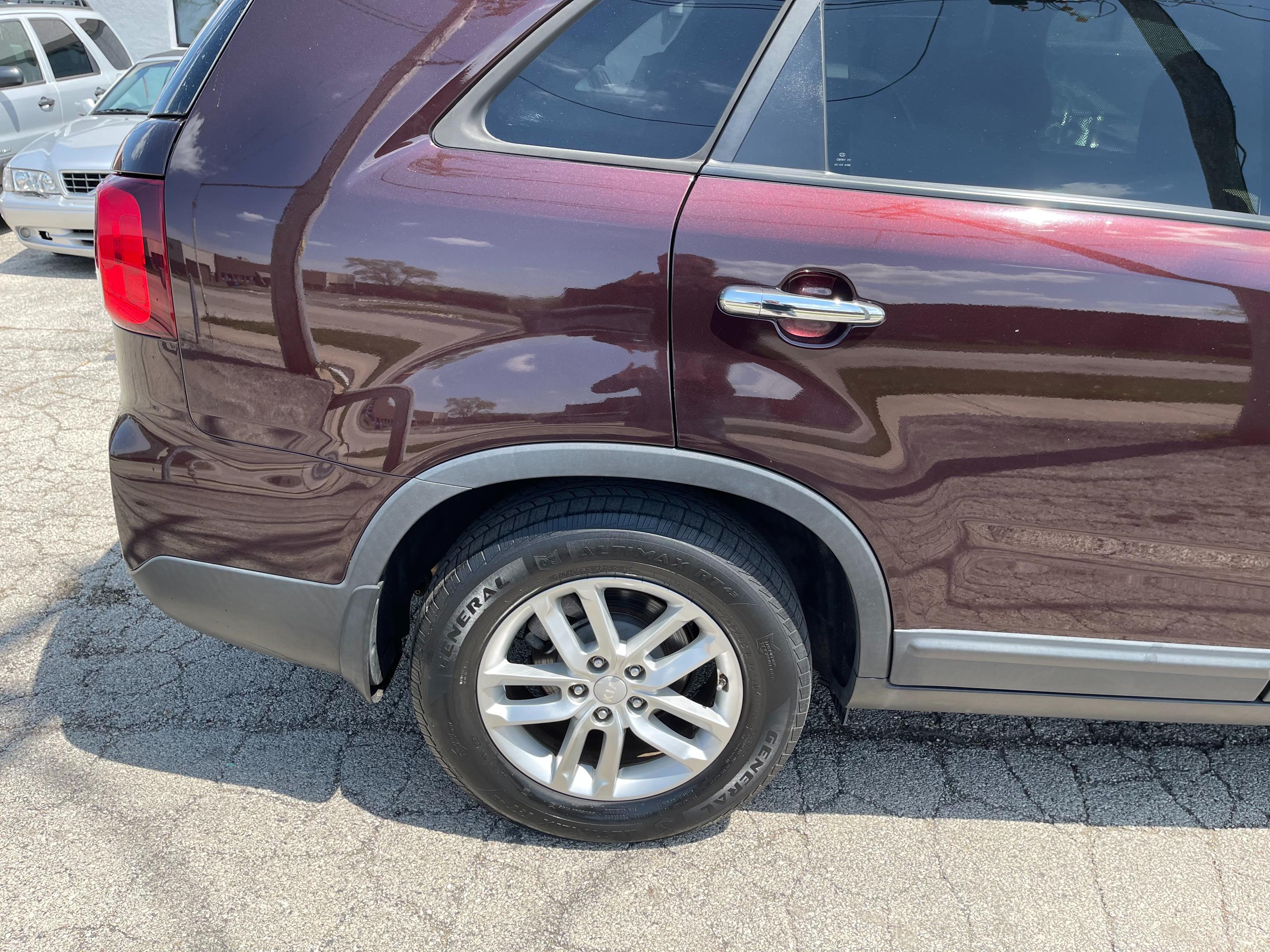 2014 KIA SORENTO - Image 30