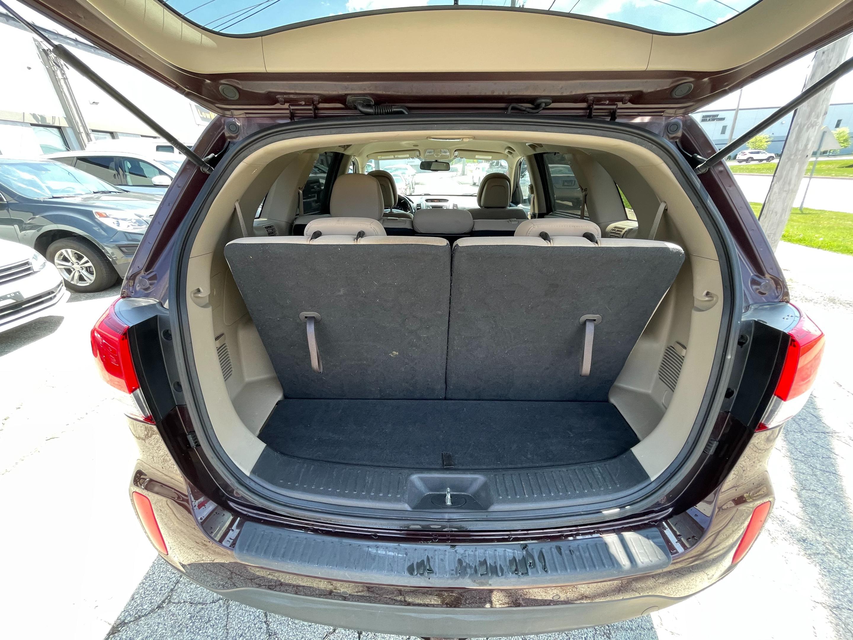 2014 KIA SORENTO - Image 37