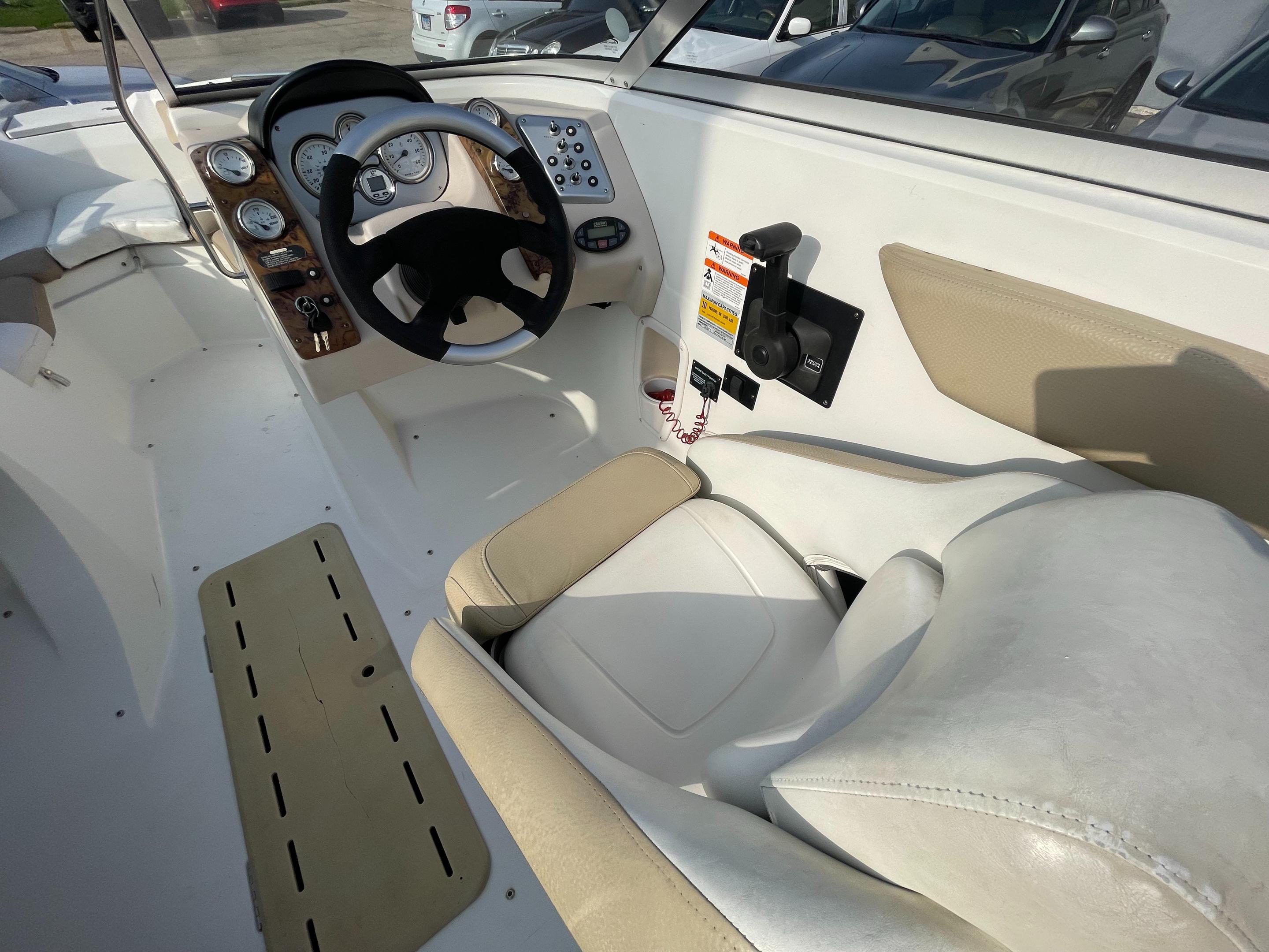 2005 LARSON LXI 228 EB94AF52 11F0 A01A - Image 4