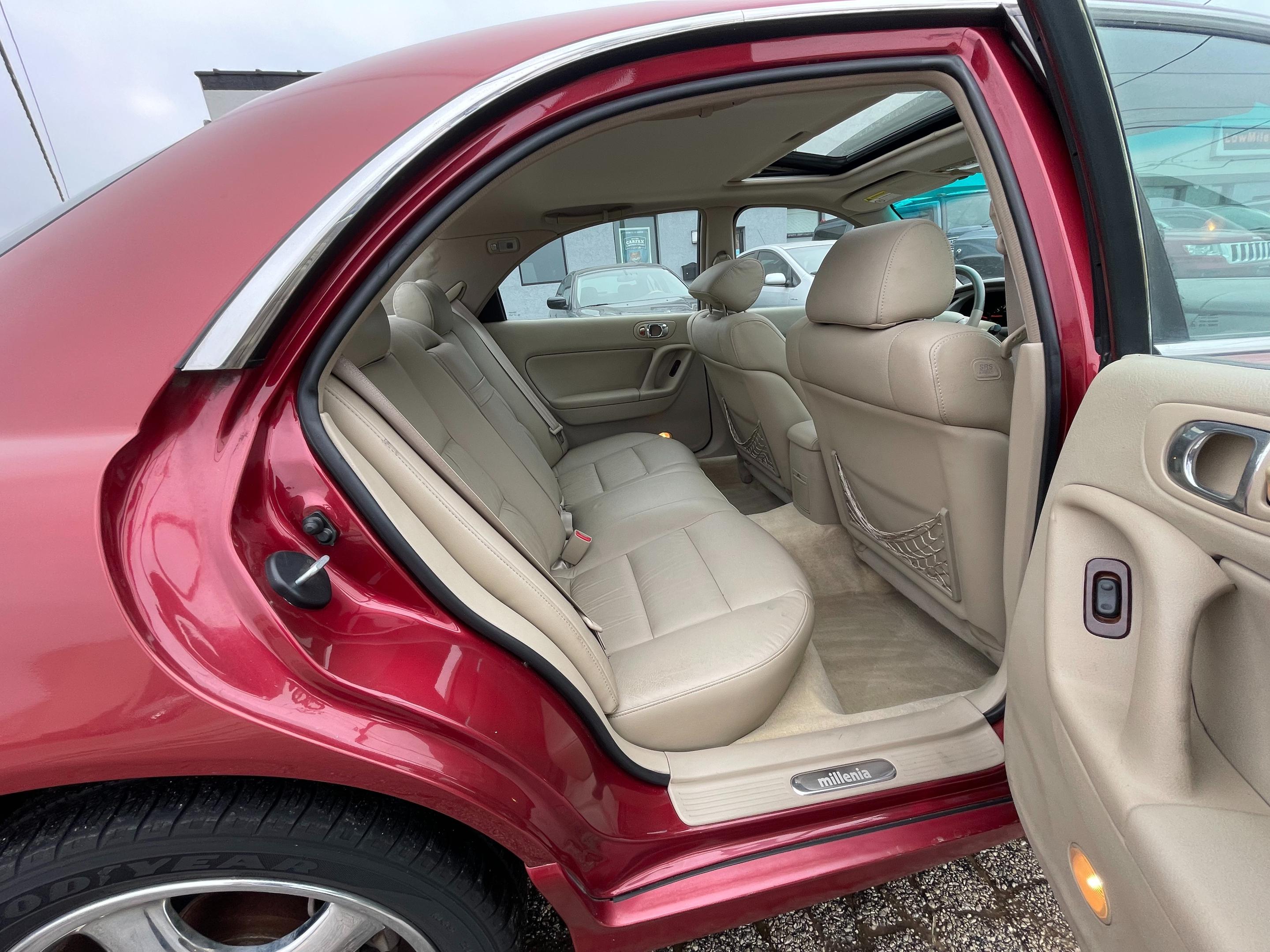 2002 MAZDA MILLENIA - Image 4