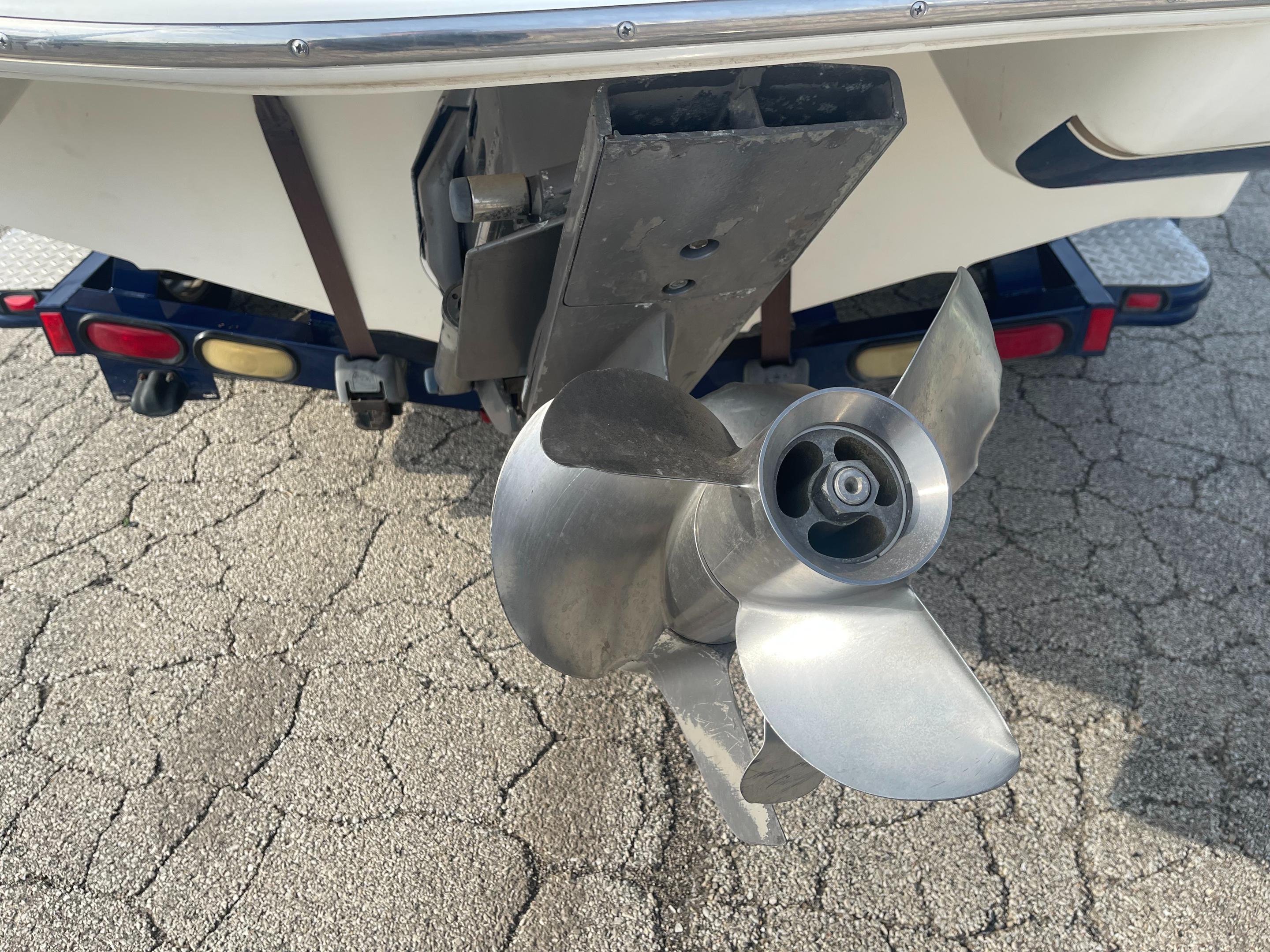 2005 LARSON LXI 228 EB94AF52 11F0 A01A - Image 17