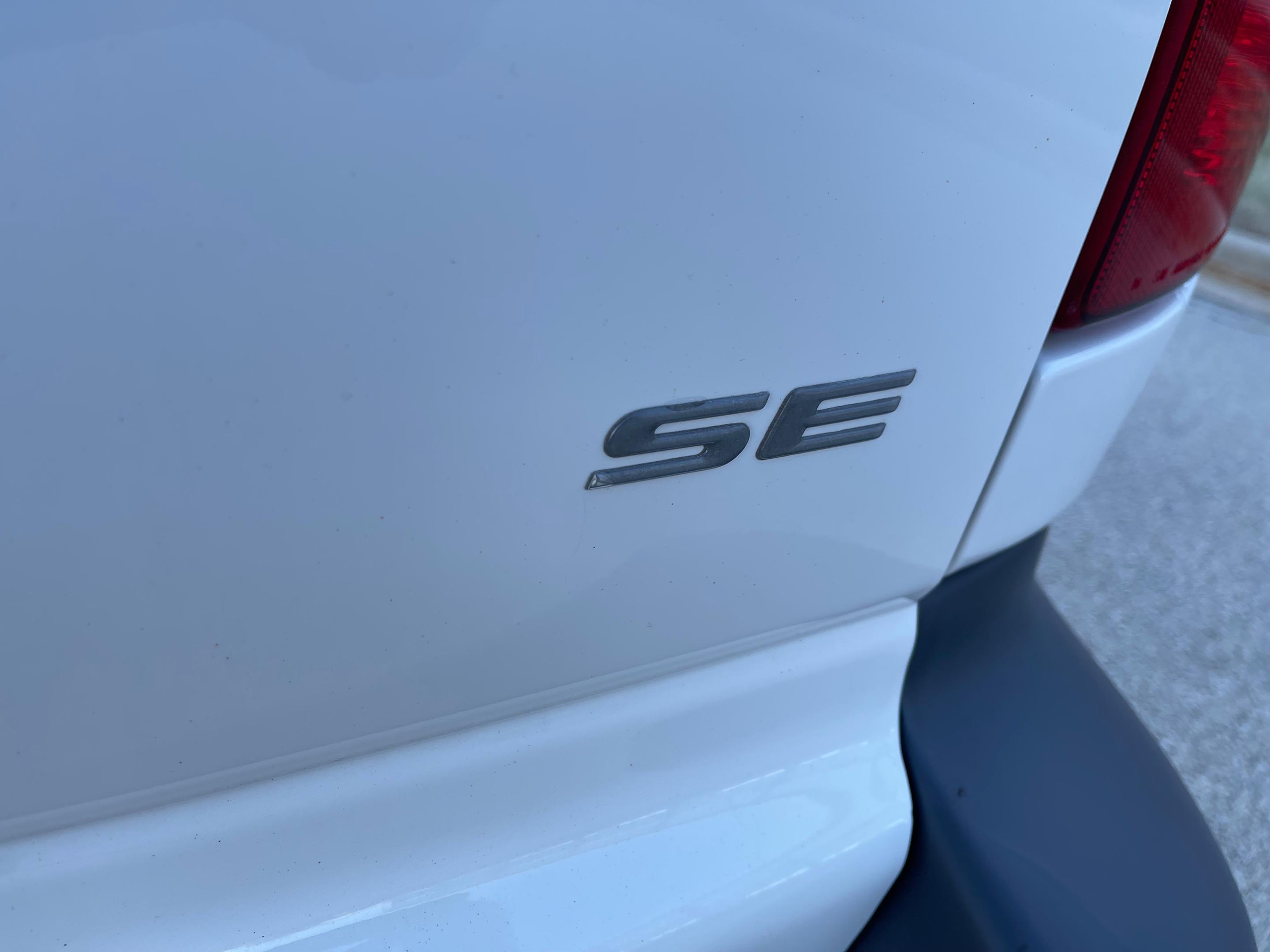 2003 DODGE CARAVAN/GRAND CARAVAN - Image 3