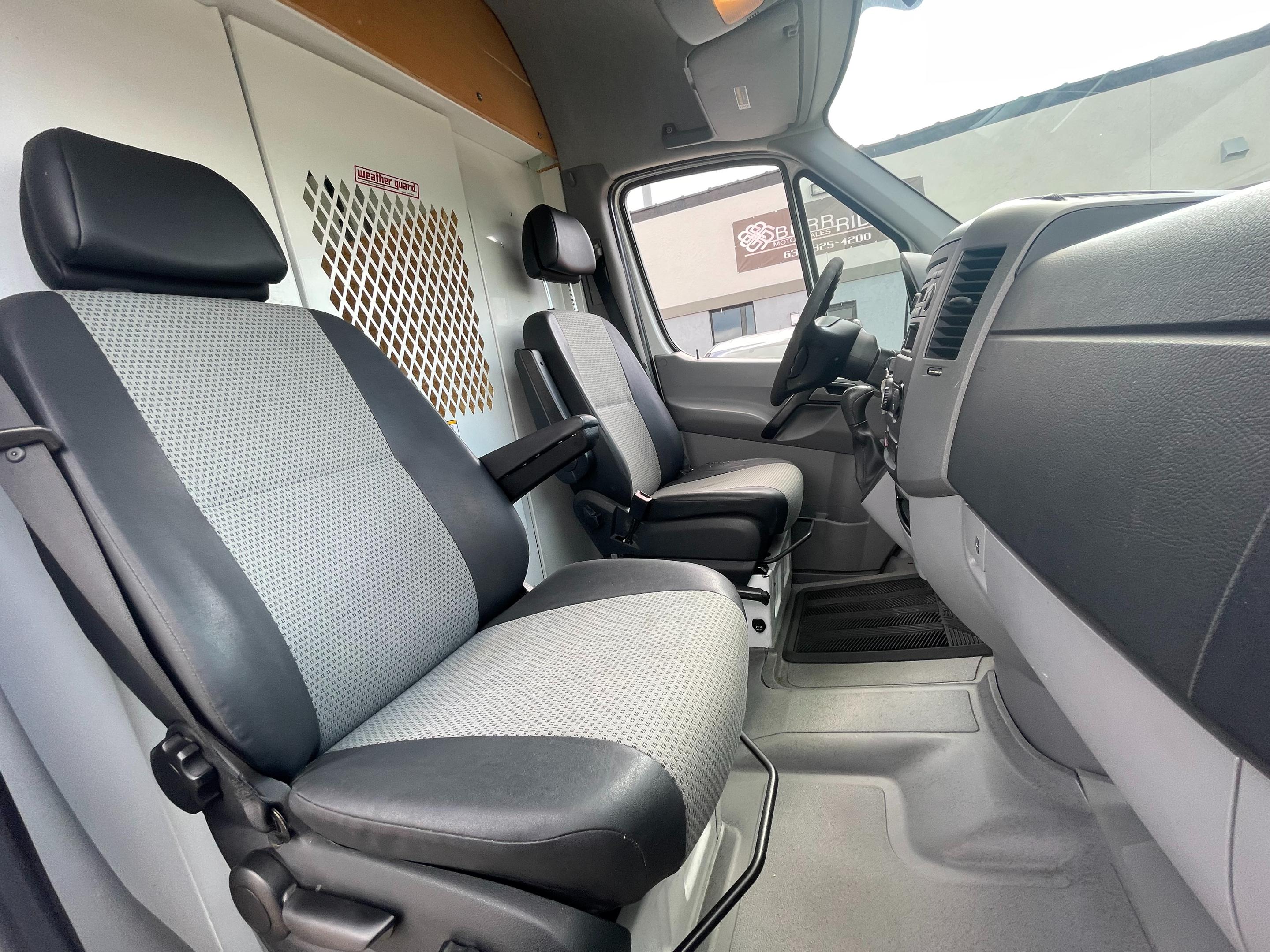 2008 DODGE SPRINTER - Image 30