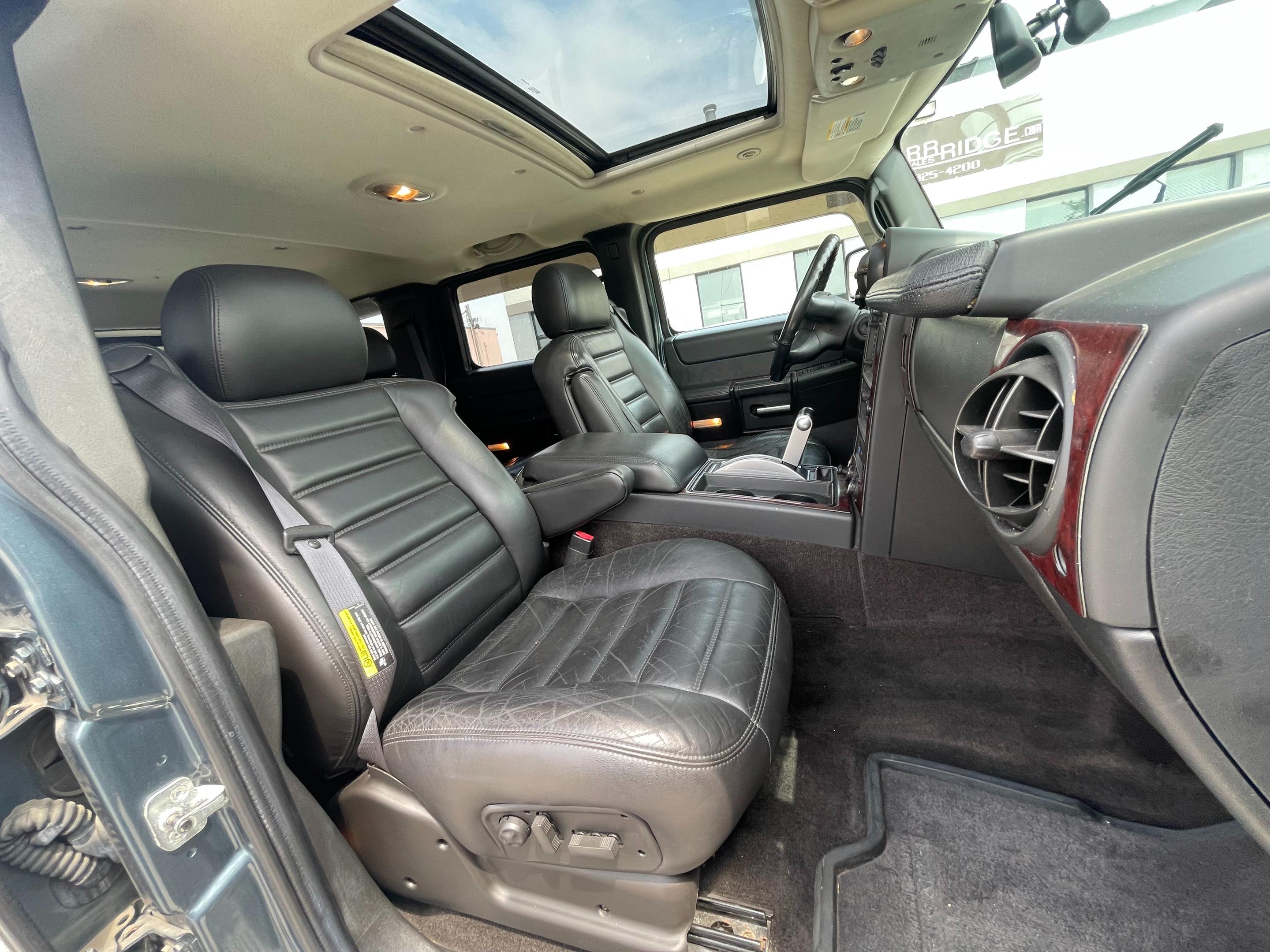 2006 HUMMER H2 - Image 19