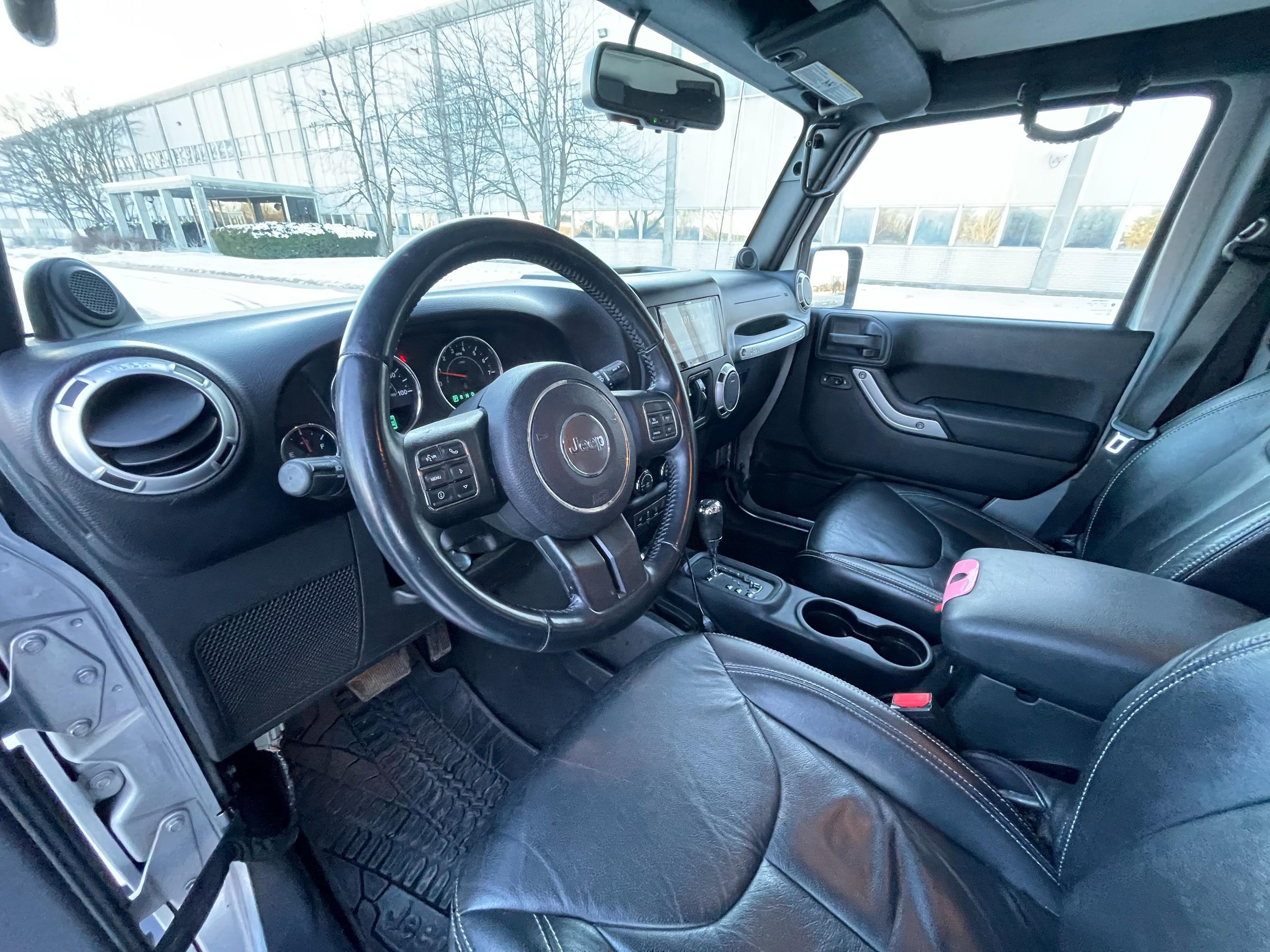 2013 JEEP WRANGLER - Image 12