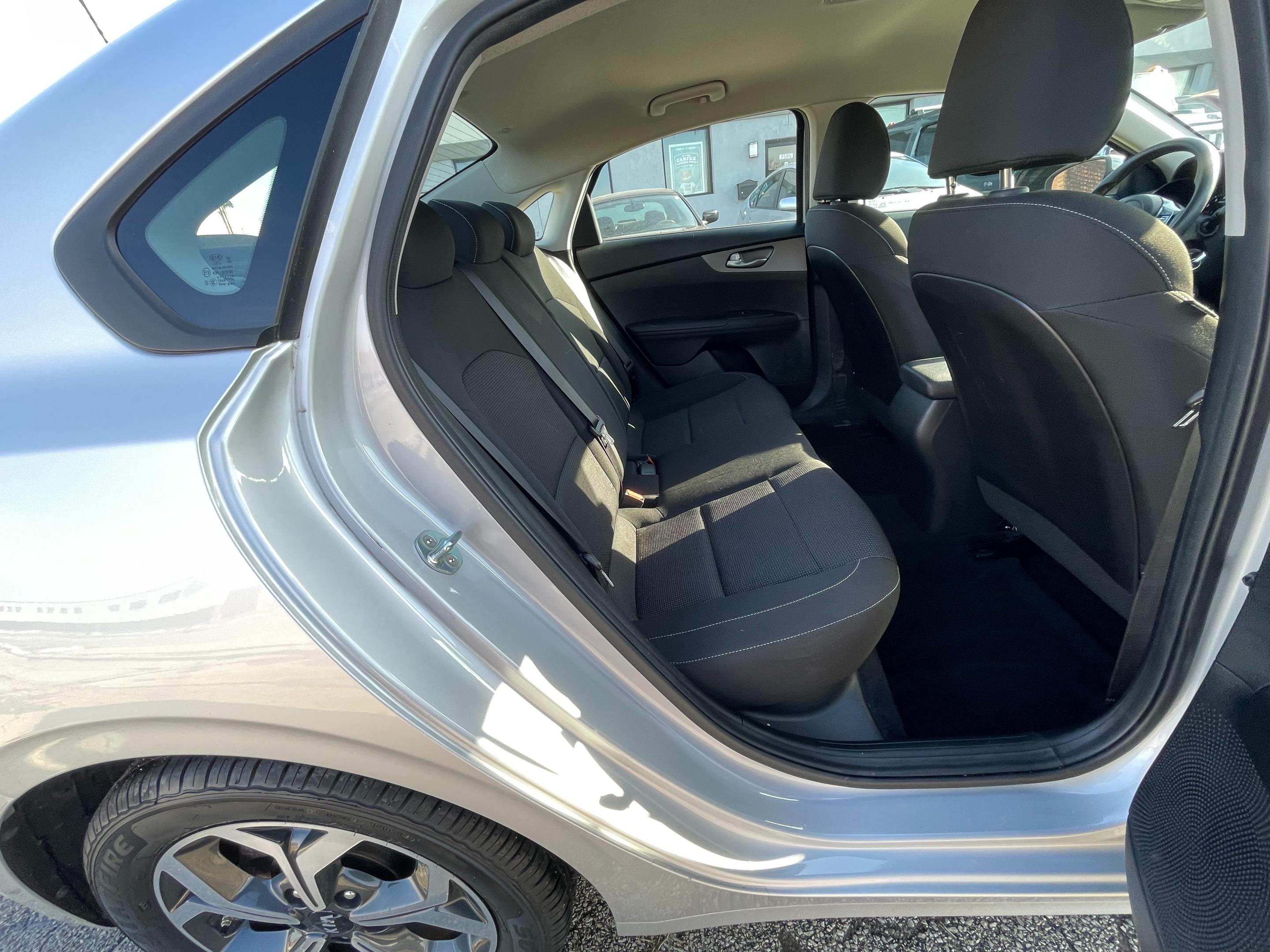 2019 KIA FORTE - Image 10