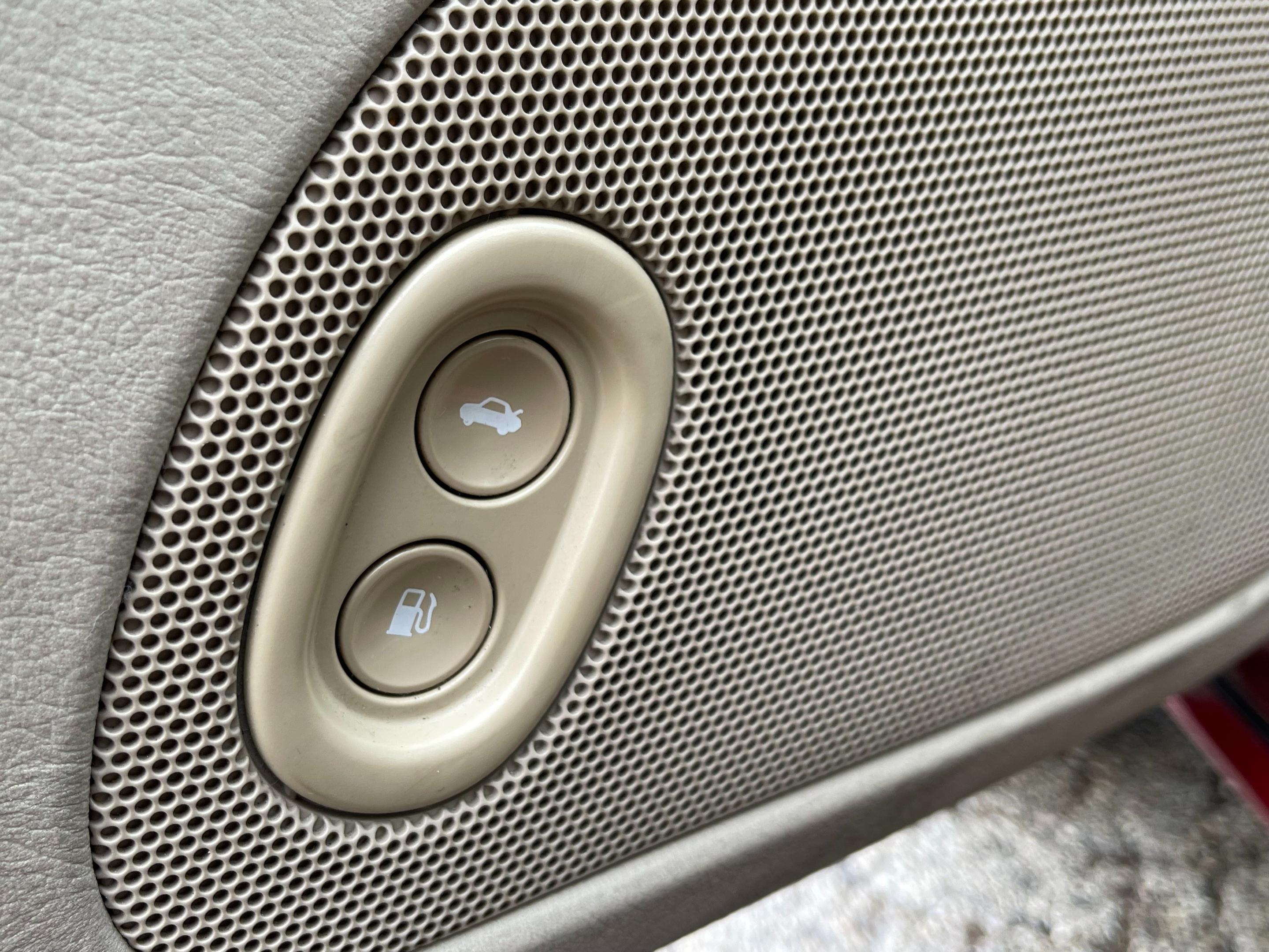 2002 MAZDA MILLENIA - Image 24