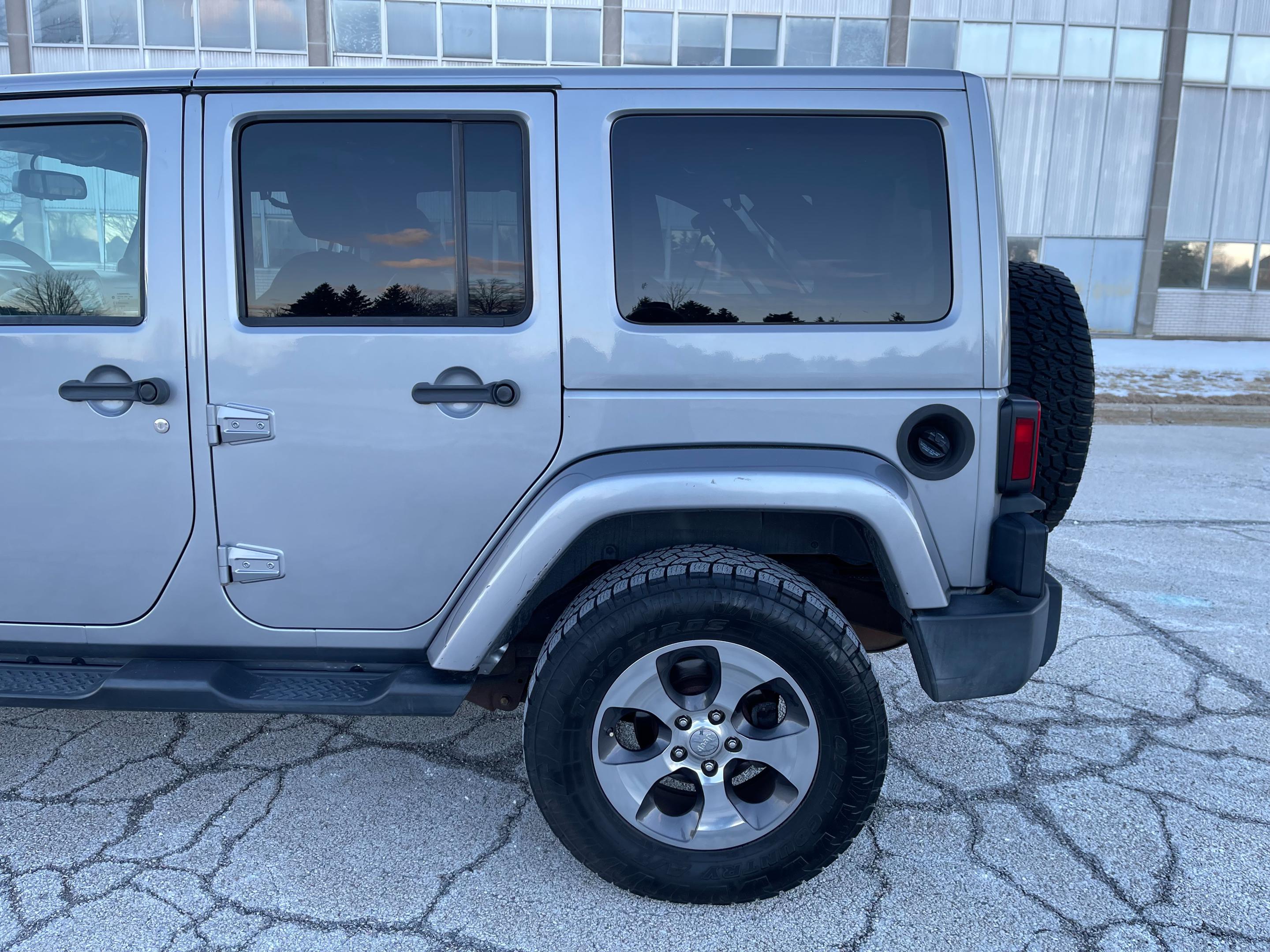 2013 JEEP WRANGLER - Image 30