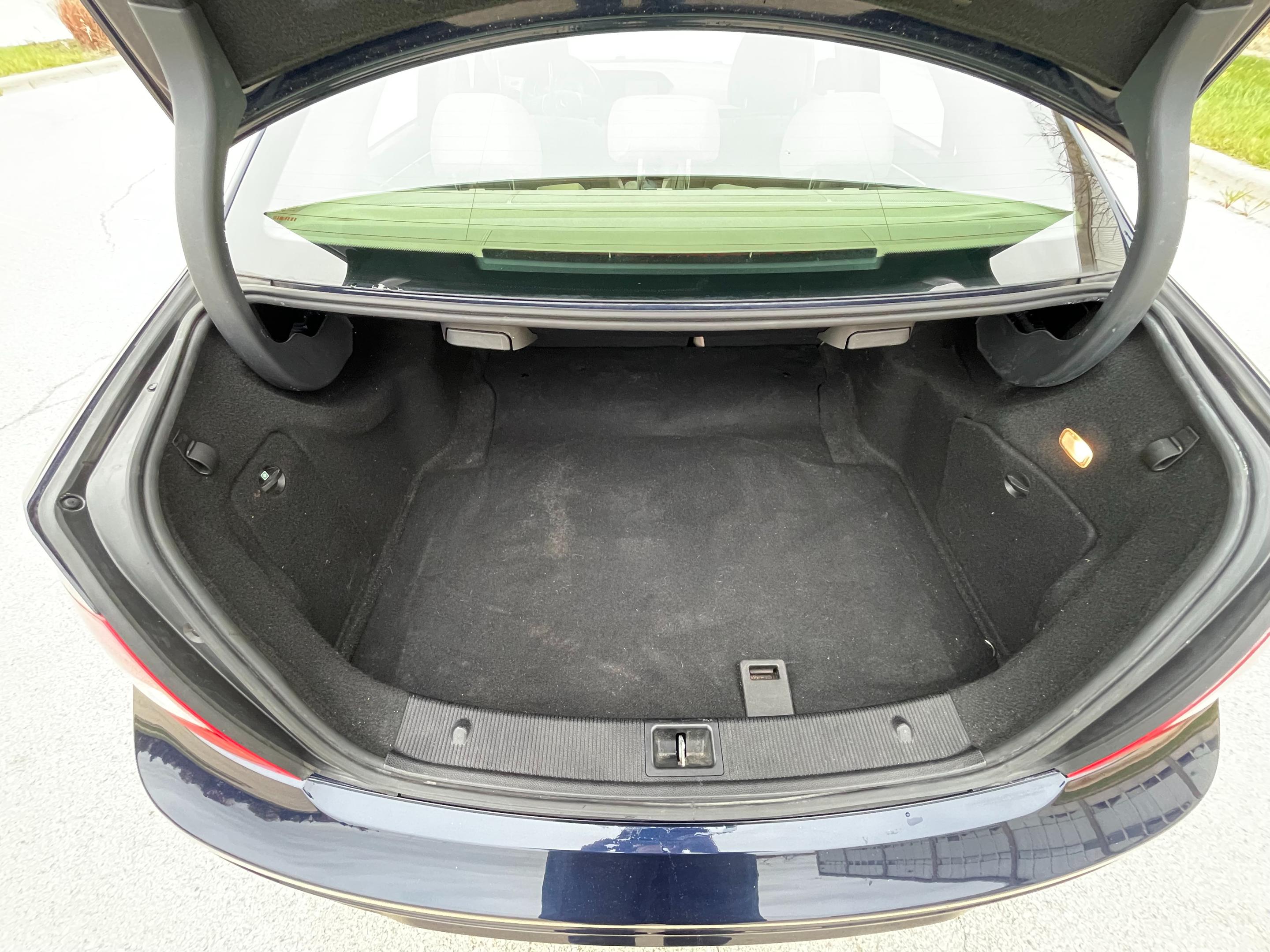 2012 MERCEDES-BENZ C-CLASS - Image 20