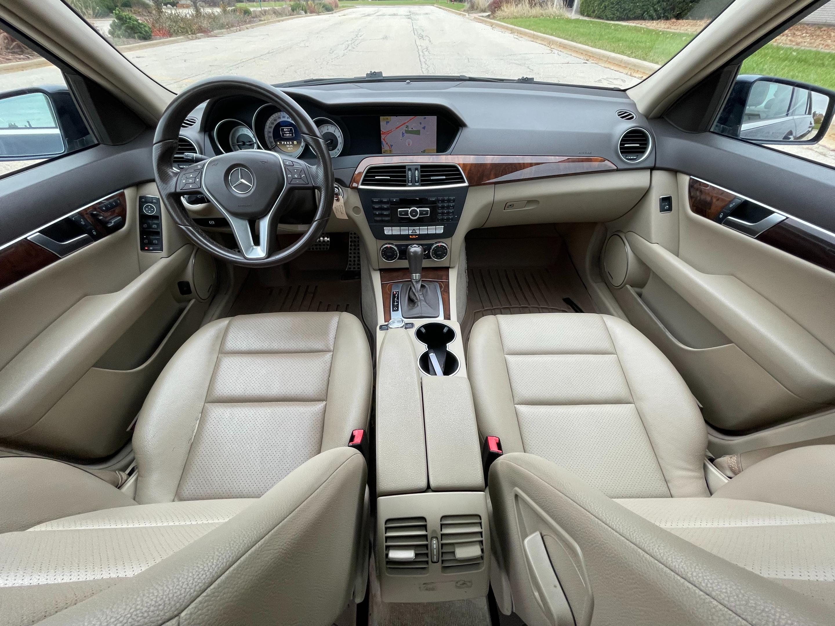 2012 MERCEDES-BENZ C-CLASS - Image 27