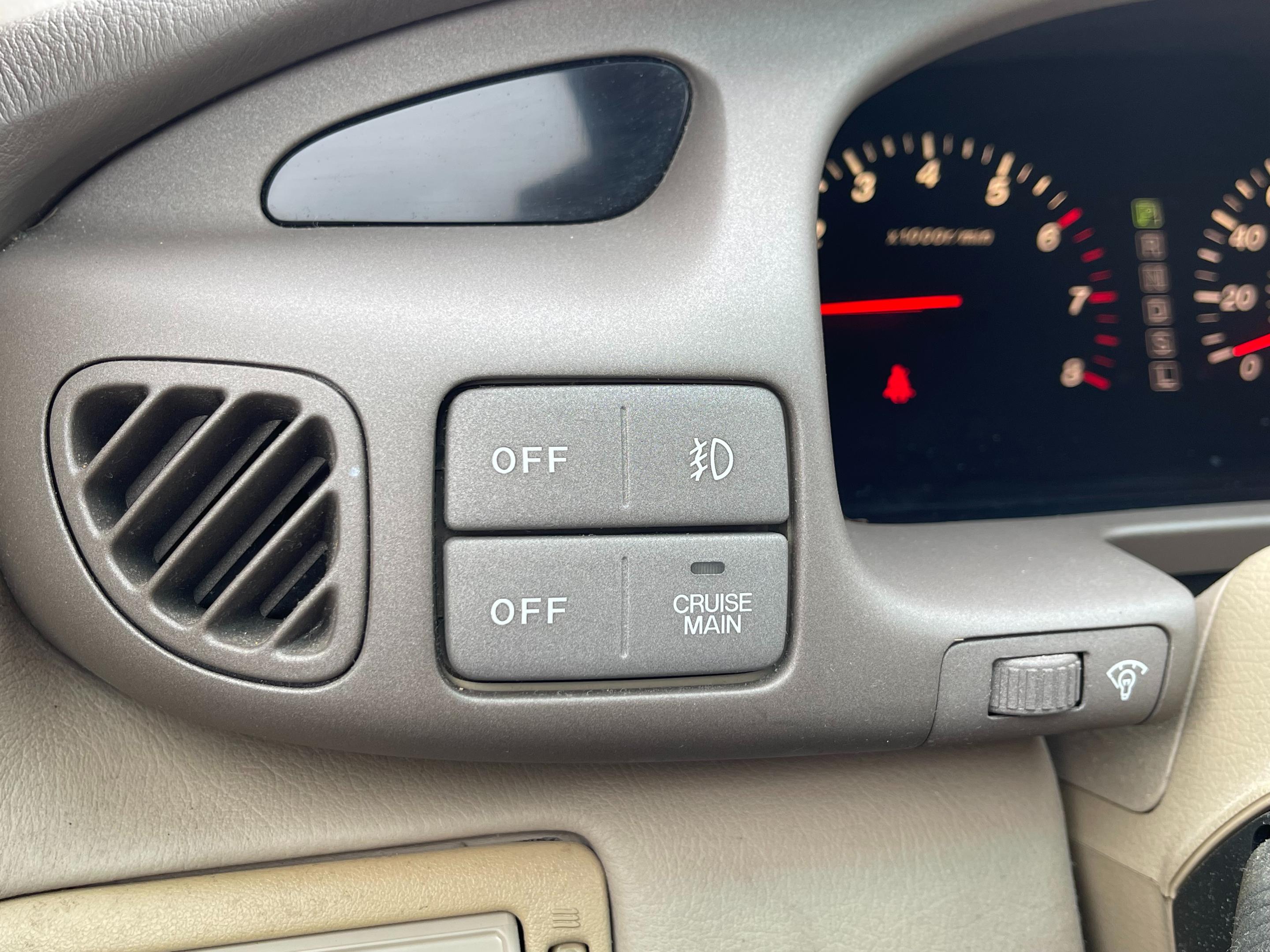 2002 MAZDA MILLENIA - Image 32