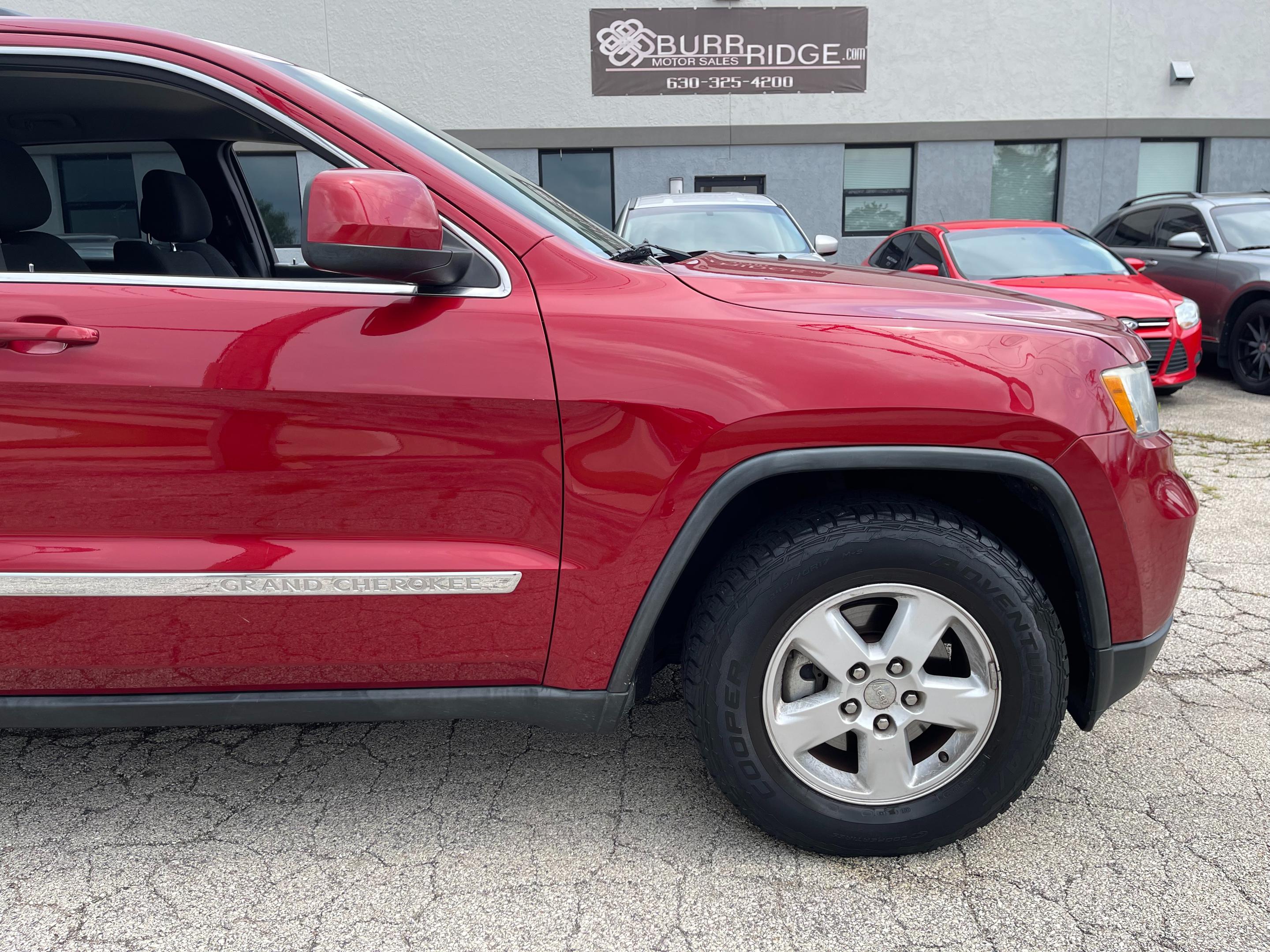 2011 JEEP GRAND CHEROKEE - Image 4