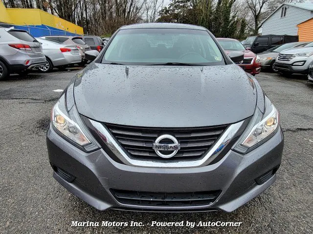 2016 Nissan Altima S's photo