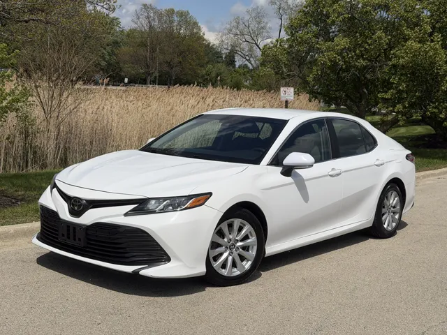 2018 Toyota Camry 2.5 Auto LE's photo
