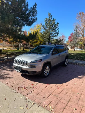 2015 Jeep Cherokee Sport