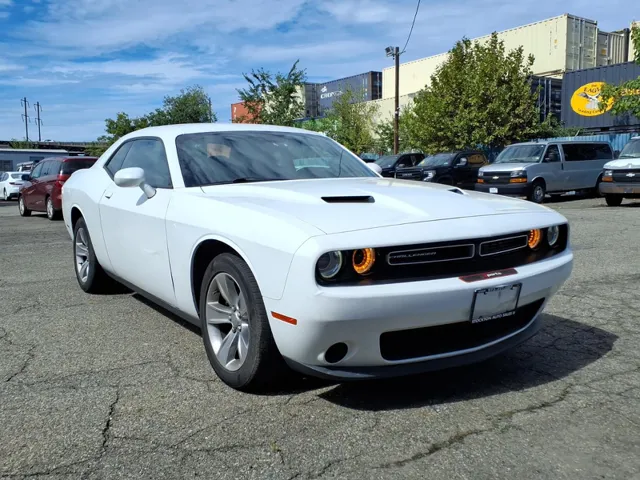 2020 Dodge Challenger SXT RWD photo