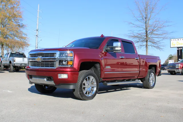 2015 Chevrolet Silverado 1500 High Country's photo