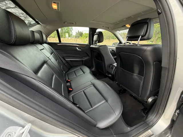 View 32
