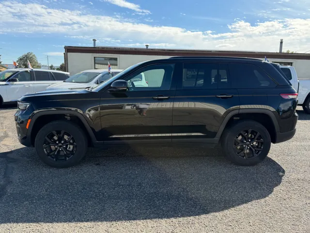 2024 Jeep Grand Cherokee Altitude - Photo 8