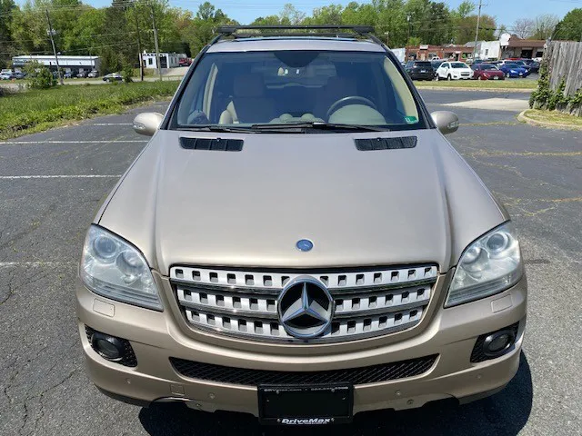 2007 Mercedes Benz ML 500 4MATIC photo 2