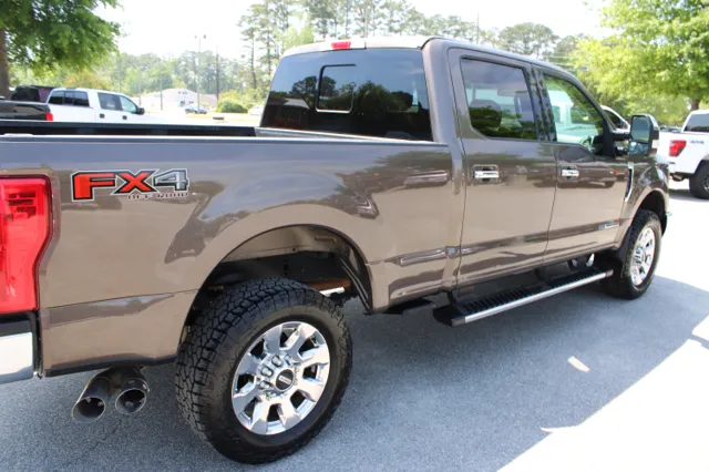 2017 Ford F-250 Super Duty Lariat - Photo 11