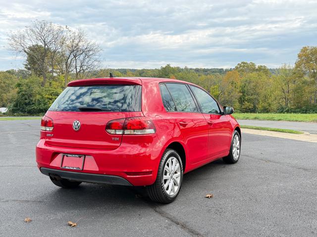2012 Volkswagen Golf 2.0L 4-Door TDI