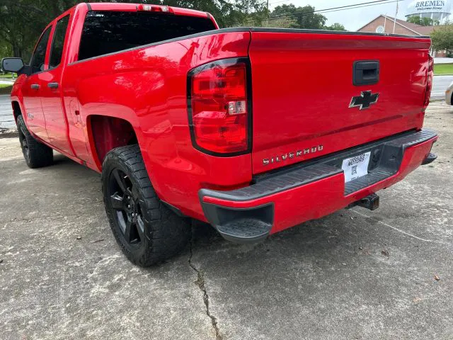 2017 Chevrolet Silverado 1500 Custom - Photo 3