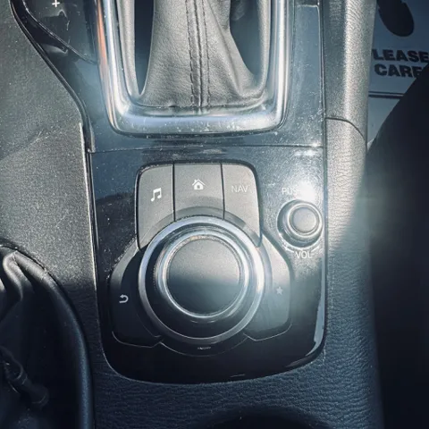 2015 Mazda MAZDA3 i Sport - Photo 16