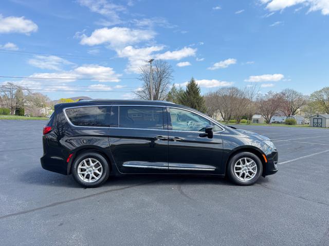2019 Chrysler Pacifica Touring-L