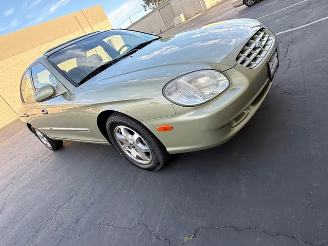 2000 Hyundai Sonata GLS