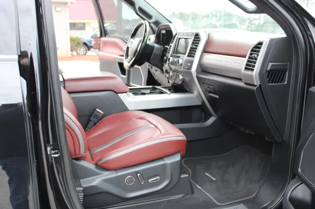 2020 Ford F-450 Super Duty Platinum - Photo 20