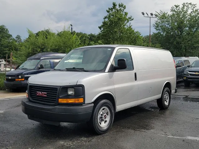 2015 GMC Savana Cargo