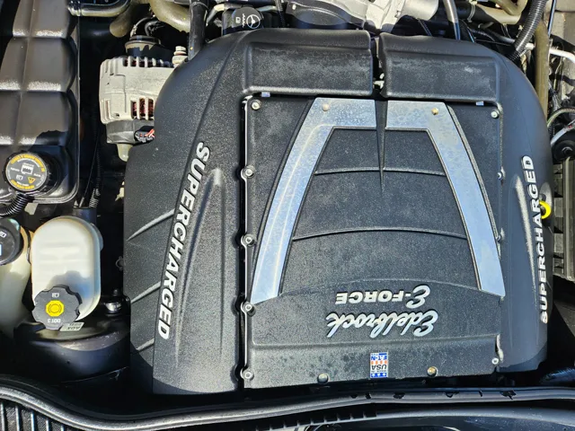 2005 Chevrolet Corvette Z51 photo 11