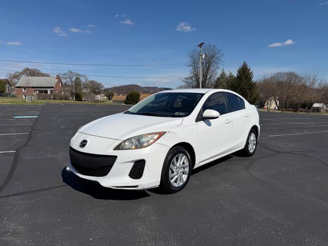 2012 Mazda MAZDA3 i Touring 4-Door