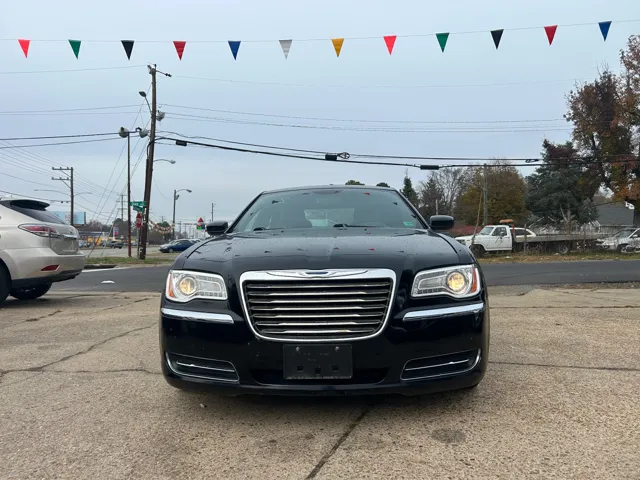 2014 Chrysler 300 Base