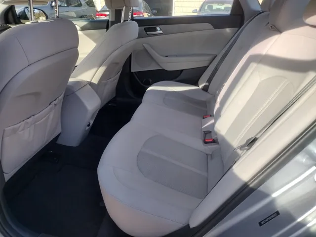 2016 Hyundai Sonata SE - Photo 15