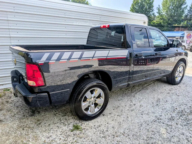 2019 RAM Ram 1500 Classic Express - Photo 17