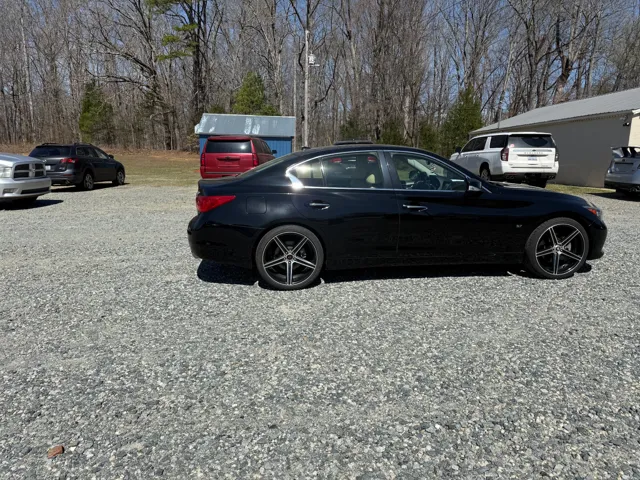 2015 INFINITI Q50 Premium - Photo 2