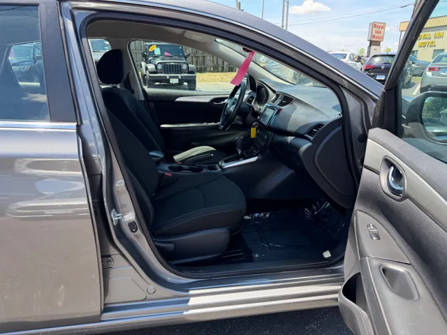 2019 Nissan Sentra S - Photo 16