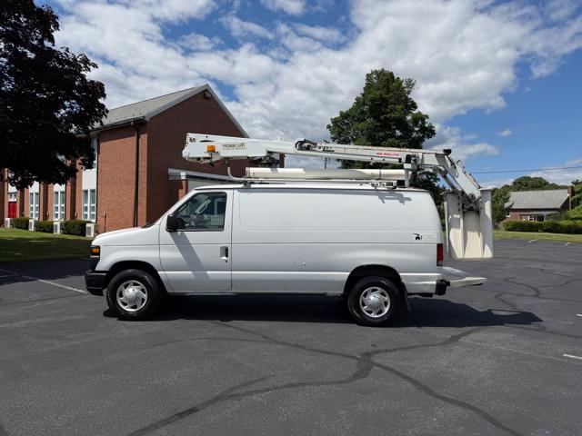 2013 Ford Econoline E-350 Super Duty