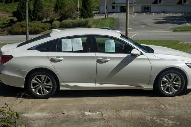 2019 Honda Accord LX - Photo 7