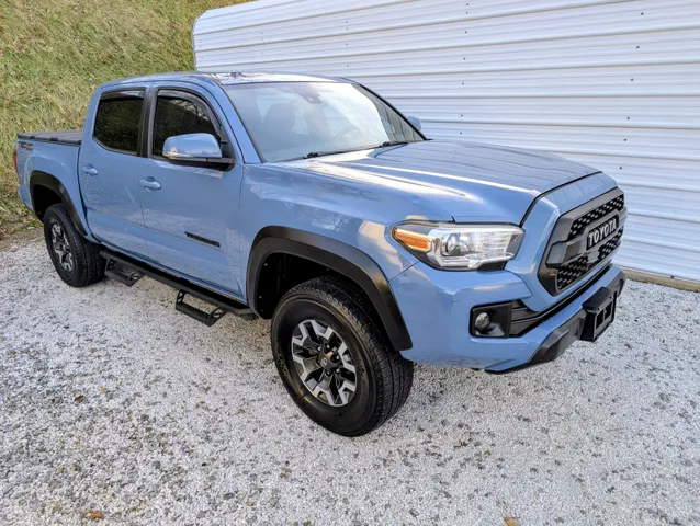 2019 Toyota Tacoma TRD Off Road's photo