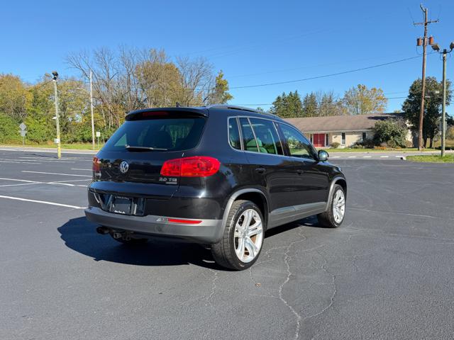 2013 Volkswagen Tiguan 2.0T SEL 4Motion